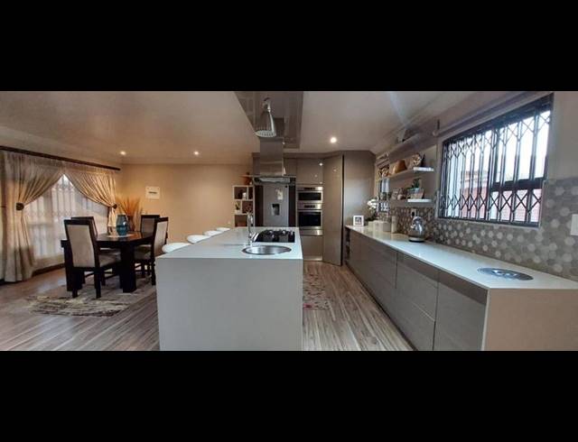 3 BEDROOM HOUSE FOR SALE IN CHANTELLE